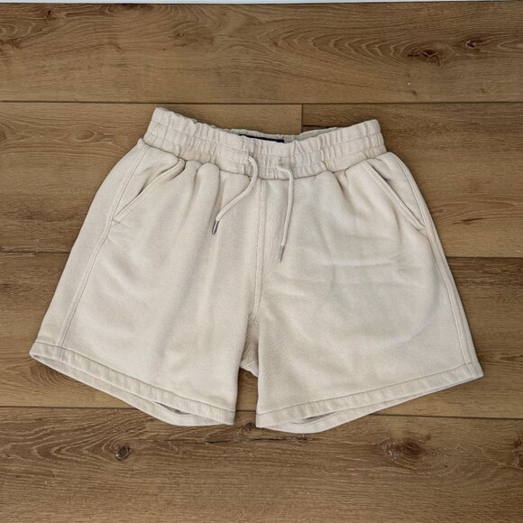 Abercrombie & Fitch Soft AF Essentials Cream Shorts Size Small Relaxed - Picture 1 of 5